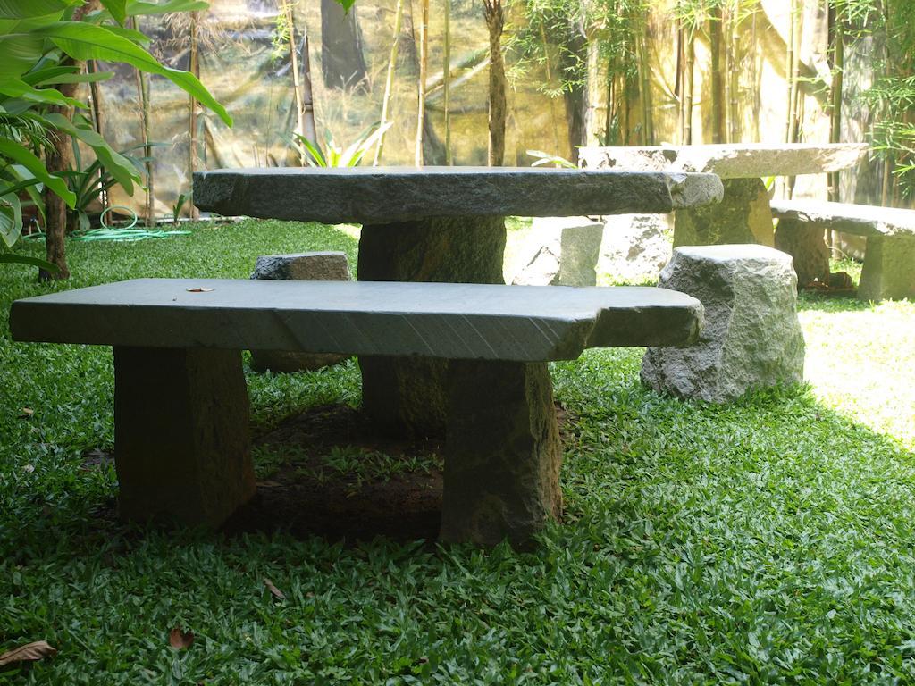 Flores Gallery Hotel Bandung Zewnętrze zdjęcie
