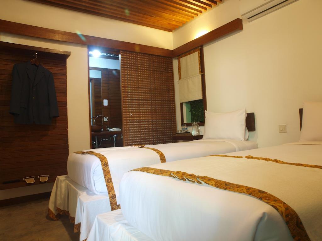 Flores Gallery Hotel Bandung Zewnętrze zdjęcie
